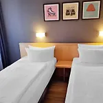 Hotel Garner Sued By Ihg