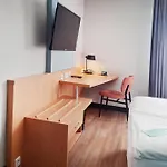 Hotel Garner Sued By Ihg 3*