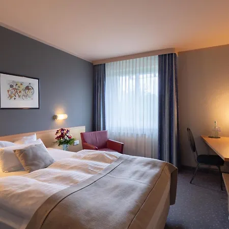 Отель Garner Sued By Ihg 3*