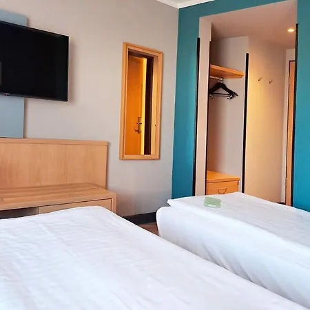 Garner Sued By Ihg Szálloda 3*