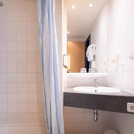 Garner Sued By Ihg Hotel 3*