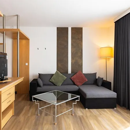 Hotel Garner Sued By Ihg Cottbus