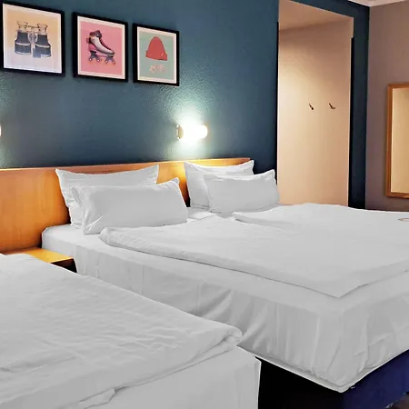 Отель Garner Sued By Ihg 3*
