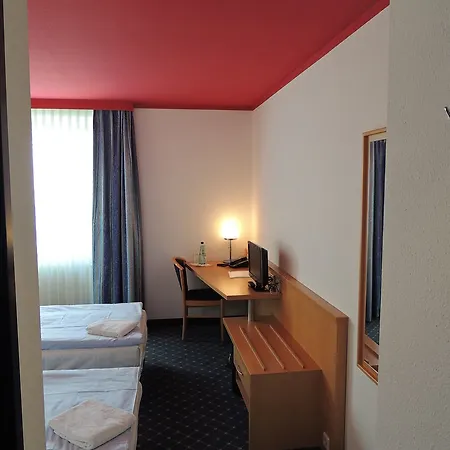 Hotel Novum Seegraben 3*