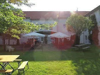 Hotel Novum Seegraben 3*