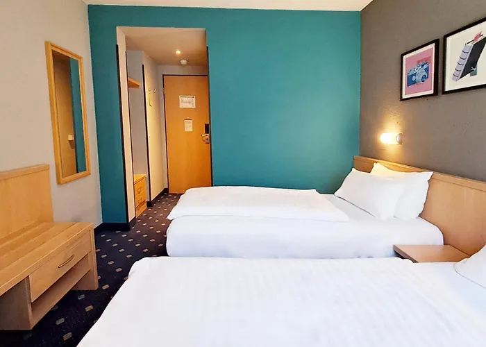 Hotel Garner Sued By Ihg