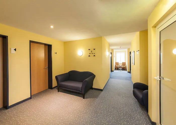 Hotel Garner Sued By Ihg