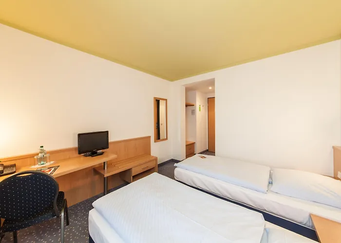 Hotel Garner Sued By Ihg Cottbus