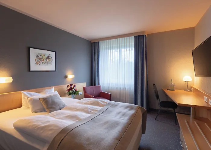 Garner Sued By Ihg ホテル