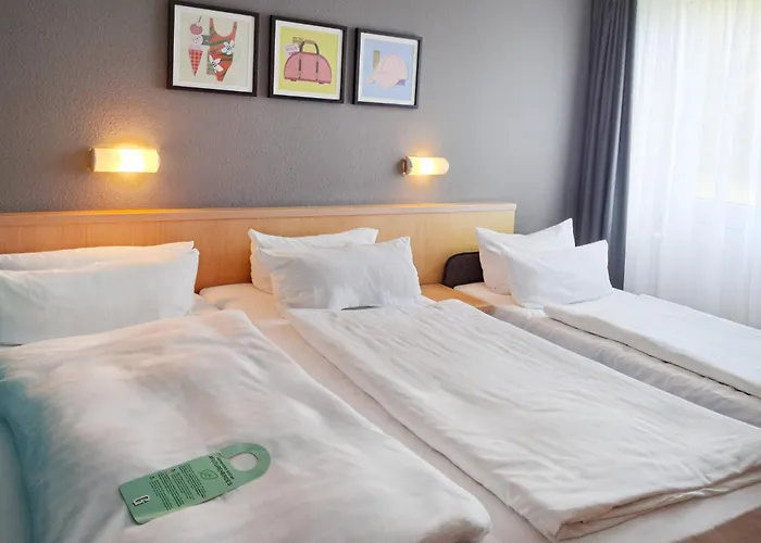 Garner Sued By Ihg 3*