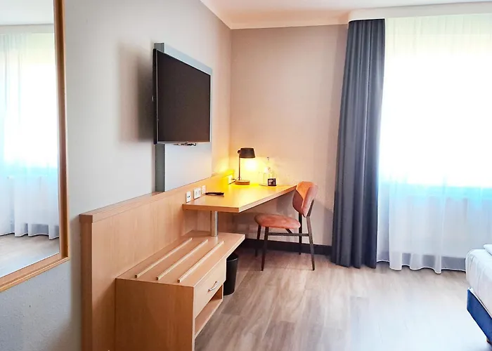 Garner Sued By Ihg Hotell Cottbus